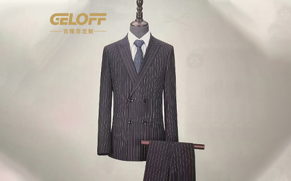 兰州工作服定制面料选择：耐磨、舒适、安全的关键.jpg